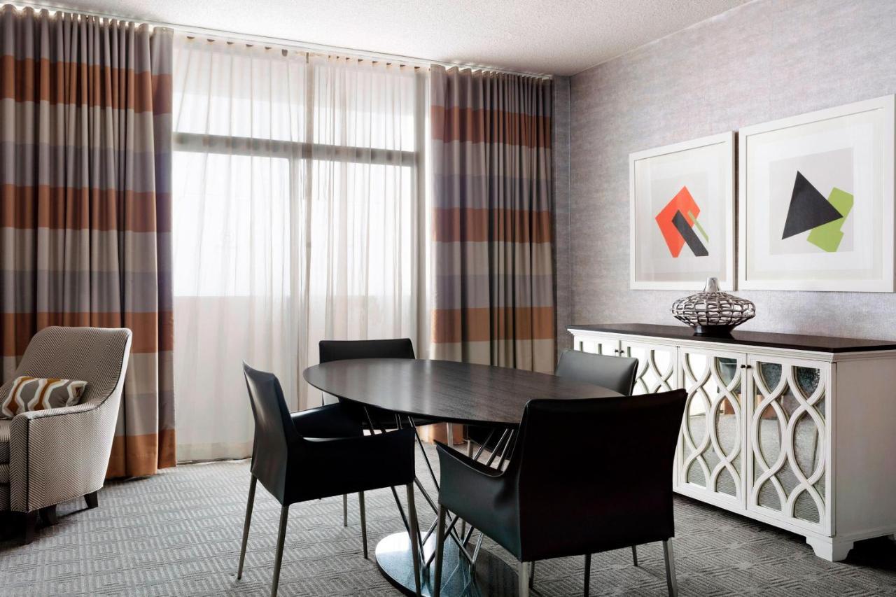 Sheraton Charlotte Hotel Eksteriør bilde